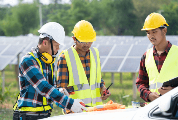  
GCPホールディングスは太陽光発電を中心に、ソーラー再生可能エネルギー、グリーン電力発電、再エネプロダクト、発電所運営管理とO＆M事業を展開し、多様なエネルギーソリューションを提供しています。持続可能な未来に向け、継続的な取り組みを進めています。